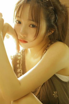 年轻漂亮的女邻居2